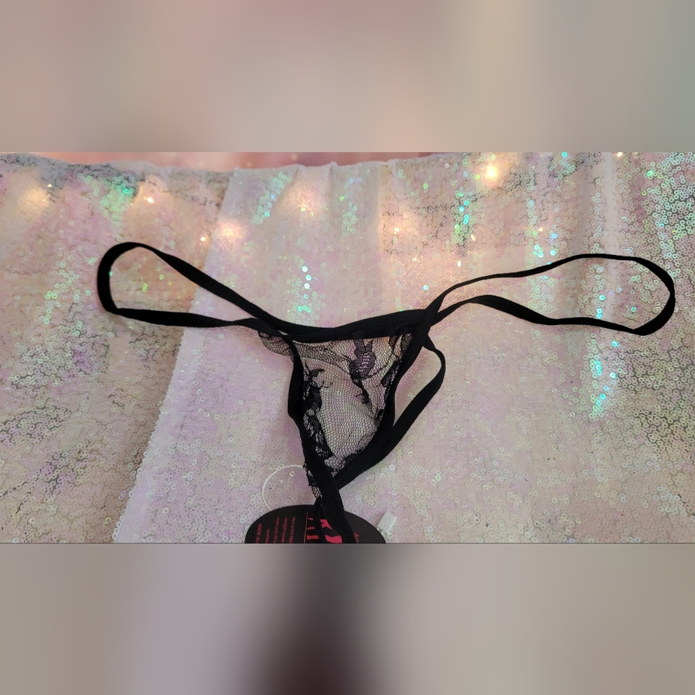 5/$40🛍  Avid Love Black Lace G String thong